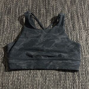 Vuori elevation camo bra